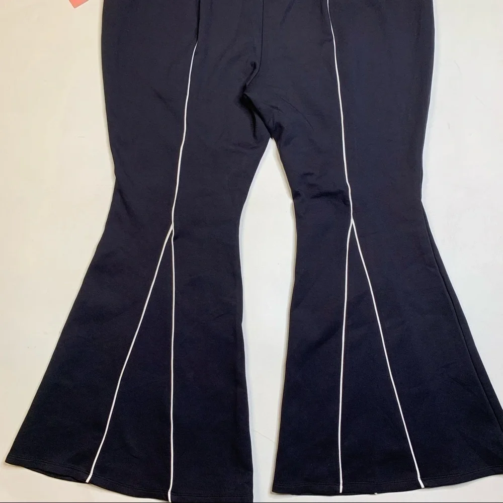 Victor Glemaud X Target PLUS SIZE 2X High-Rise Flare Sweatpants Black NWT - Picture 7 of 9